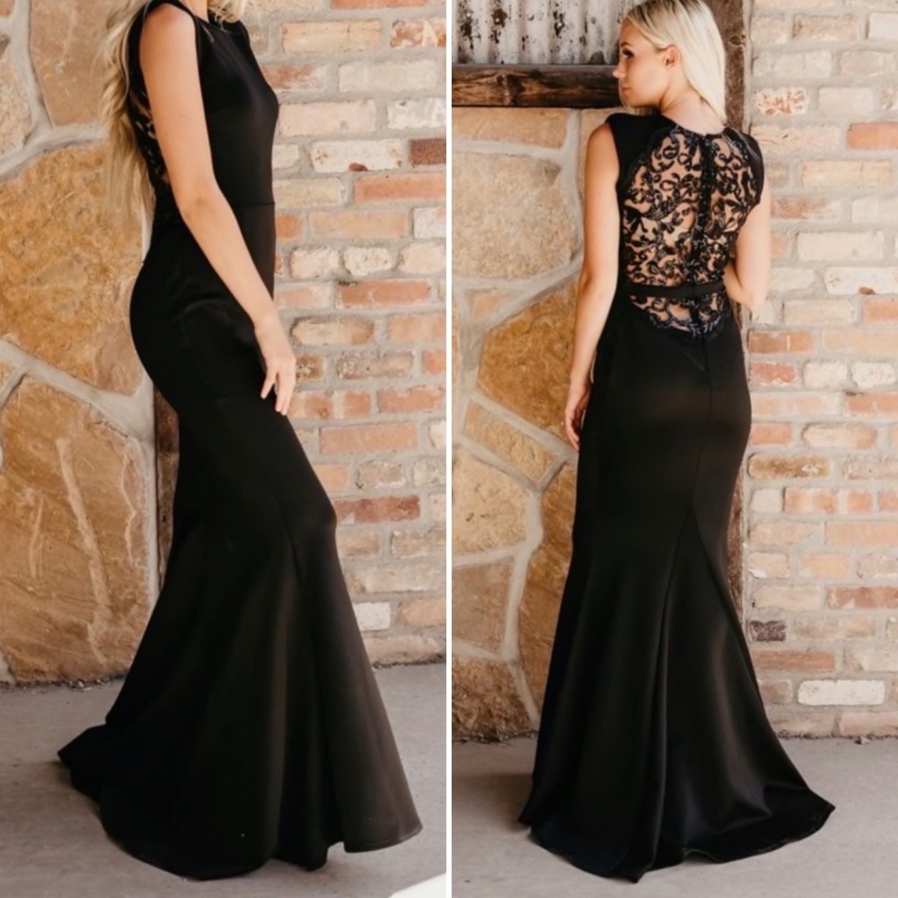 Embroidery Fishtail Evening Dress